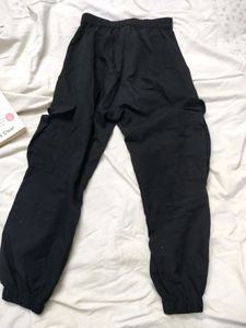 Cargo Joggers 🖤
