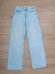 Light Wash Denim Jeans