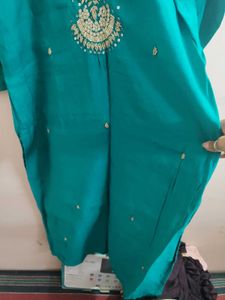 Elegant Teal Embroidered Kurta