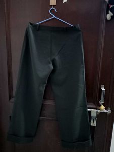Green Straight Fit Pants
