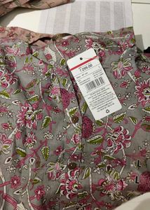 Avasa Brand Kurtas With Tag