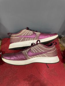 ✨👟 Step Up Your Style with &#34;Berry Bliss&#34; Nike! 💜