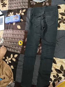 Jeans For Women 🖤