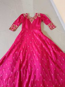 Fashionable New Long Gown 1 Pis Unique Best Offe