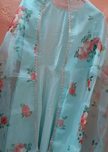 Anarkali With Floral Organza Duppata