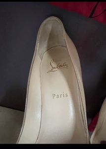 39.5 Christian Louboutin Kate Designer Pumps