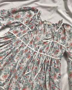 floral top