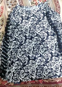 Floral Print Long Sleeve Top