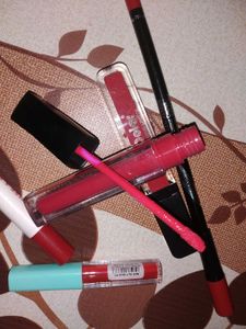 Lipsticks Bundle