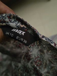 Patterned Blouse - Long Sleeve