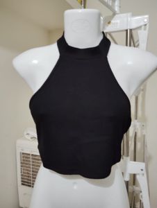 Xs- Black Halter Neck Crop Top