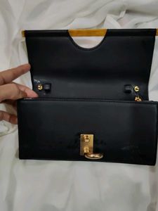 Charles &amp; Keith Clutch
