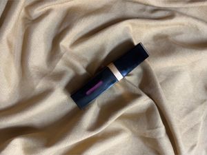 Manish Malhotra(shade ladies Night) Liquid Lipstic