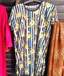 (New Piece)Floral Print Top