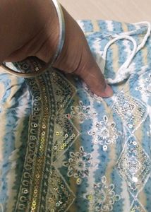 The Beautiful ❤️ Kurta..