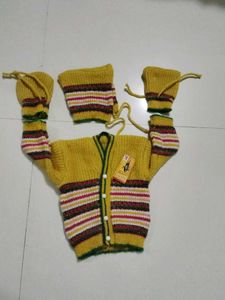 Cute Kids Woollen Set