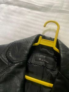 Stylish Black Leather Jacket