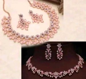 Elegant Necklace Set