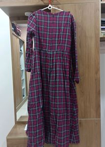 Pink Checked Dress/Frock Best In Winters