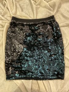 🪩Midnight Sparkle Sequin Skirt🪩