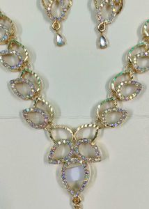 Price Drop Golden Necklace With Multicolour Stone