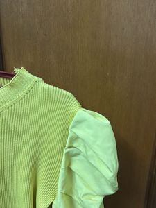 Chic Yellow Puff Sleeve Top