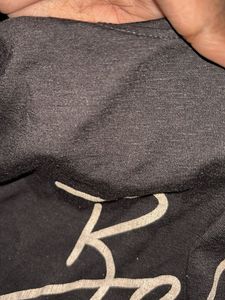 Black &#39;Babe&#39; Graphic Top