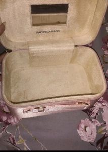 Faces Canada Makeup Box