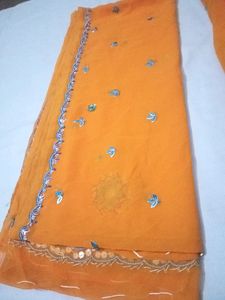 Beautiful Lahenga Choli Pices And Dupatta