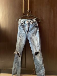 H&M Knee Ripped Jeans