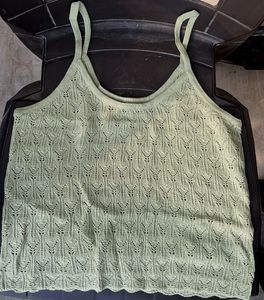 Green Knit crop Top 🧶