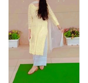 Lemon Yellow Kurti💛🌟 Colour As Shown In 1 St Pic