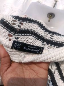Stradivarius Chevron Knit Cardigan 🖤