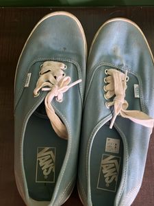 Light Used Shoe