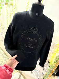 Chanel Black Sweater For Her😍