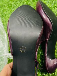 Elegant Burgundy Heels with Bow