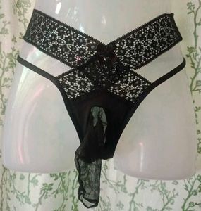 Designer Men&#39;s Lace Thong with elephant bulge