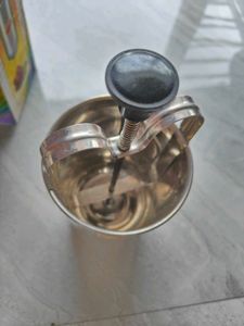 Medu Wada Or Donut Maker