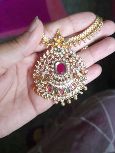 Elegant Gold Necklace