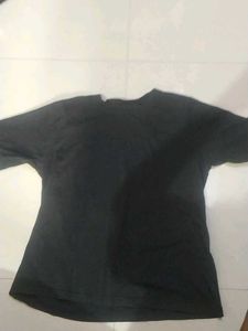 Black Plain Tshirt