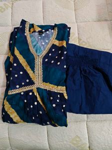 Alya &Nyra Cut Kurti with Pant