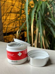Derma Co. 2% Salicylic Acid Clay Mask
