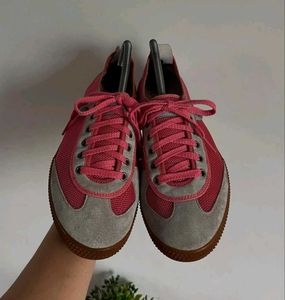 Pink &amp; Grey Le Coq Sportif Suede Sneakers