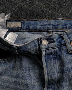 LEVI&#39;S 90&#39;S STRAIGHT FIT JEANS