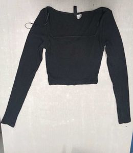 H&amp;M By DIVIDED Black Long Sleeve Top