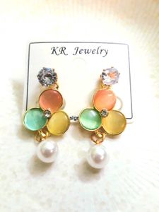 Alluring Earrings - BRAND NEW 💖