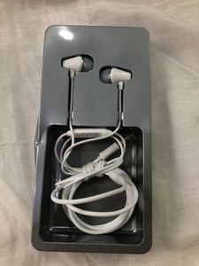 ASPOR White Earphones