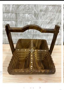 Foldable basket