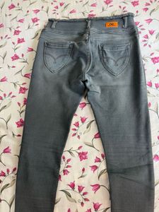 Stylish Grey High-Waist Skinny Jeans for Women