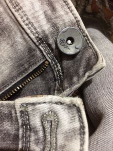 Ed Hardy Men Grey Skinny Fit Mid-Rise Jeans